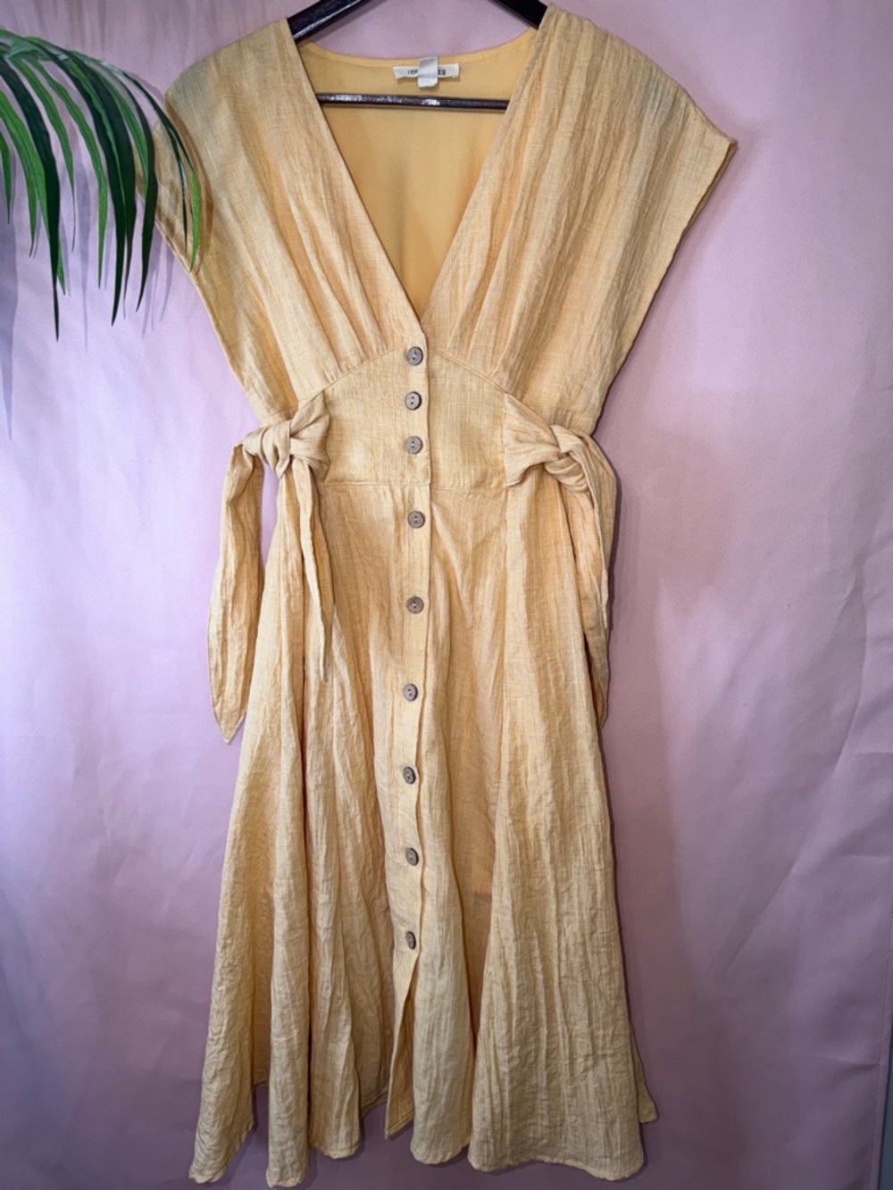 Lightweight Yellow Button-Front Maxi Dress with Tie Waist